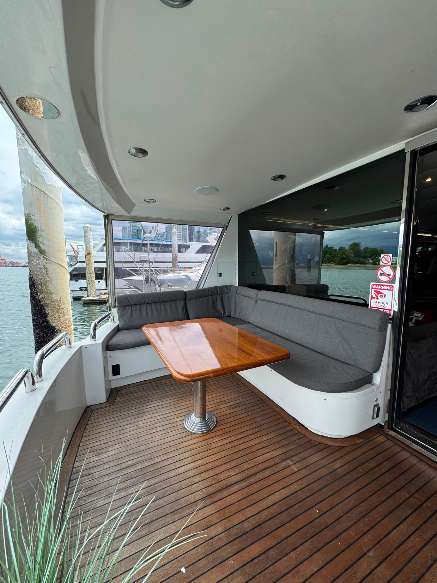Blue Bird Vancouver yacht rental — 90 ft luxury charter photo 15