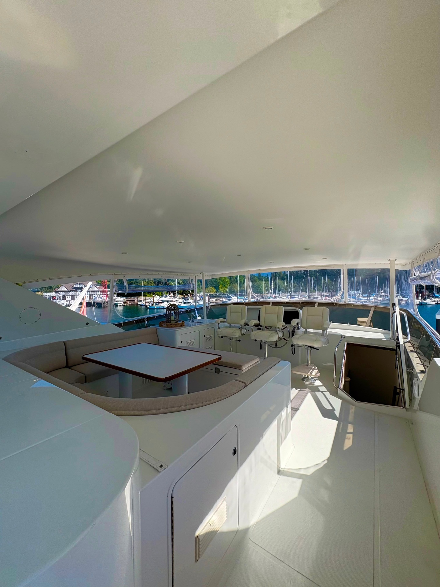 Viking Vancouver yacht rental — 85 ft luxury charter photo 4