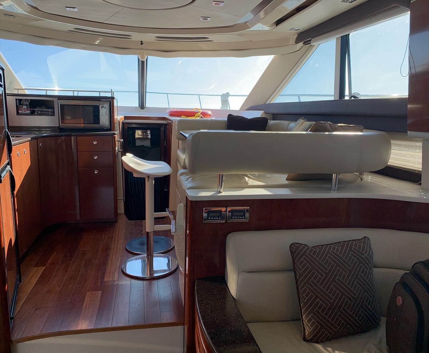 Meridian Vancouver yacht rental — 54 ft luxury charter photo 3