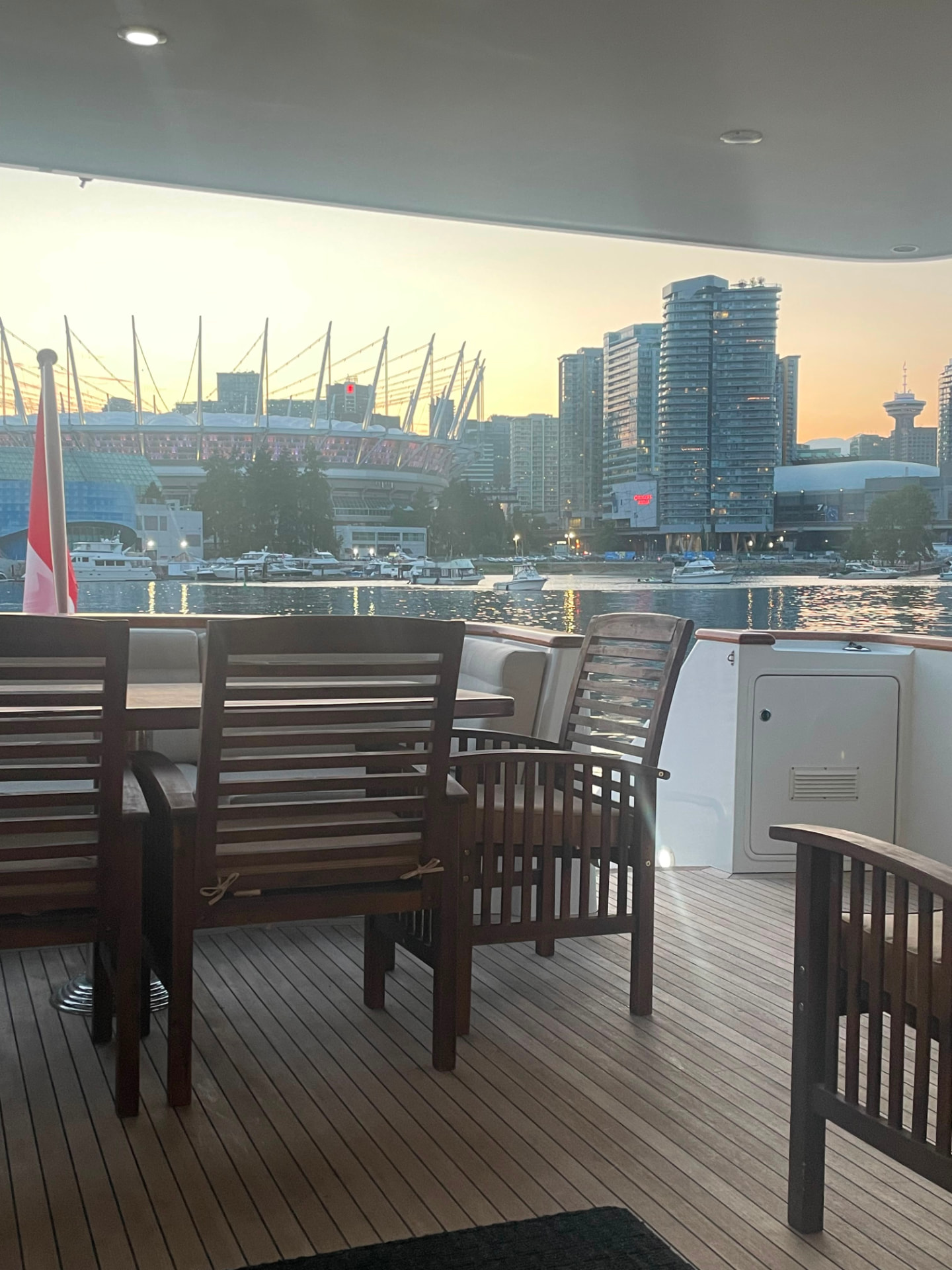 King & Angels Vancouver yacht rental — 90 ft luxury charter photo 20