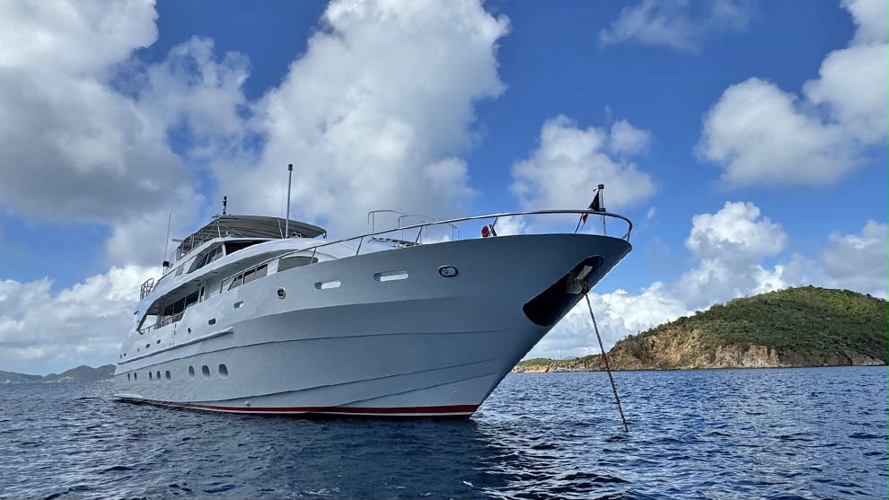 Evelyn Vancouver yacht rental — 100 ft luxury charter photo 10