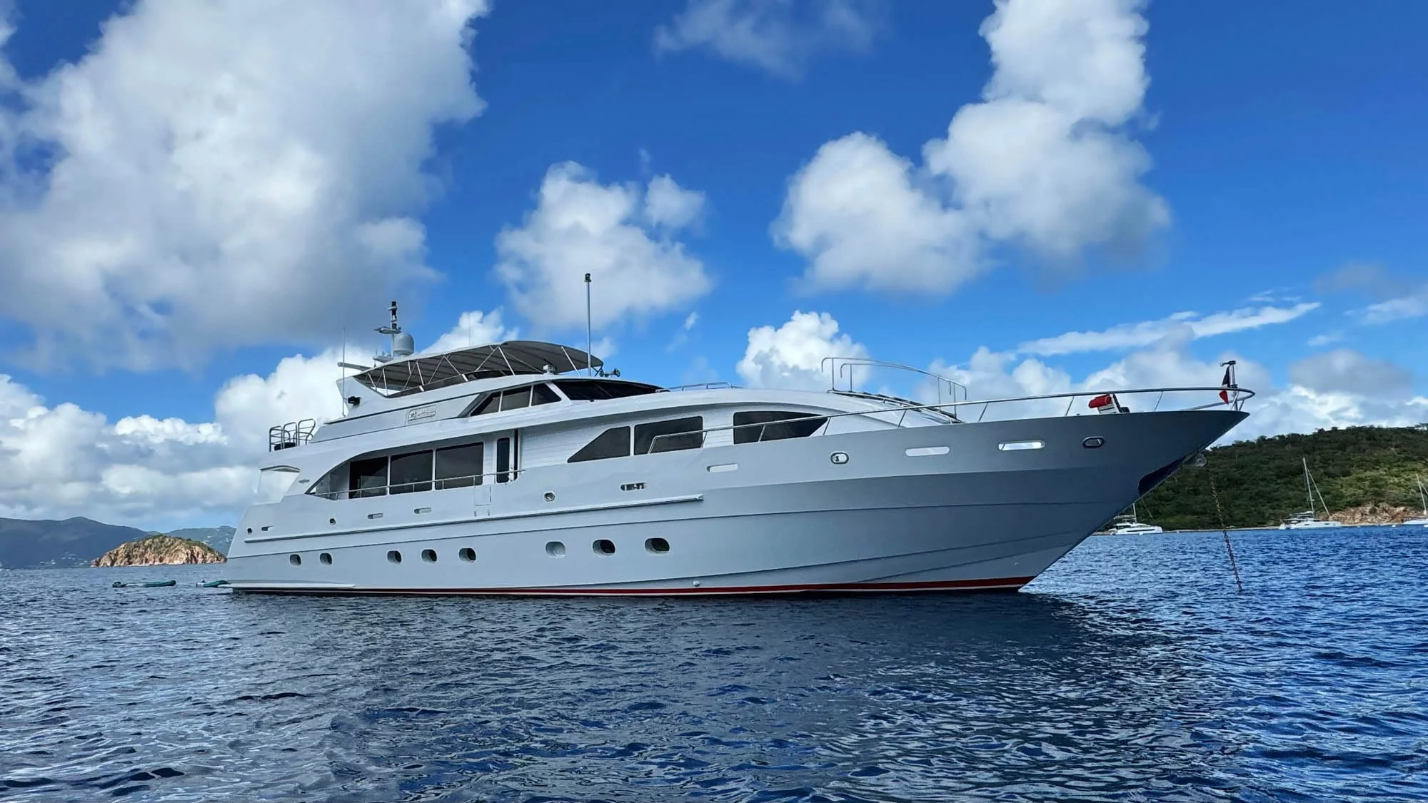 Evelyn yacht