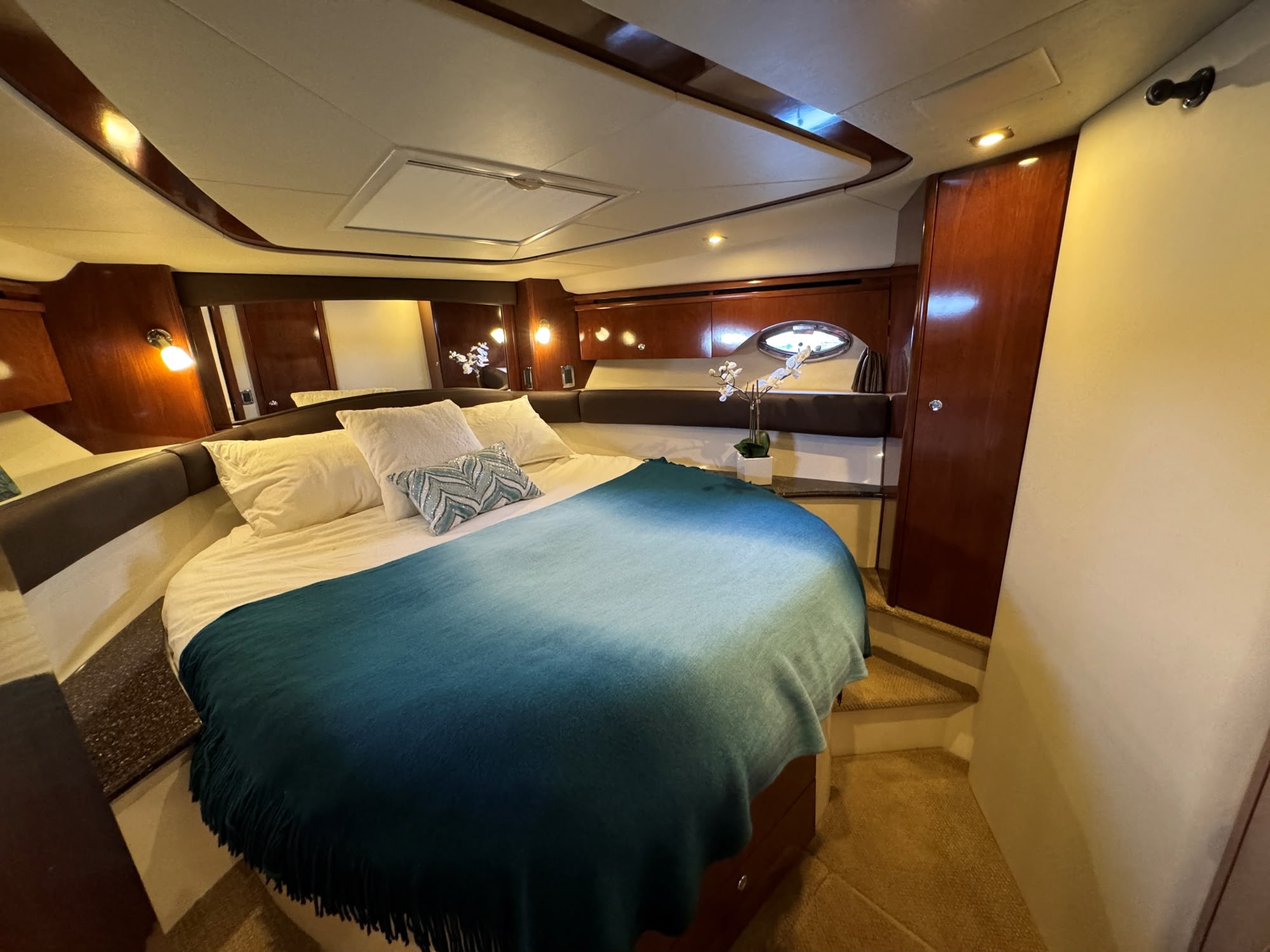 Meridian Vancouver yacht rental — 54 ft luxury charter photo 9