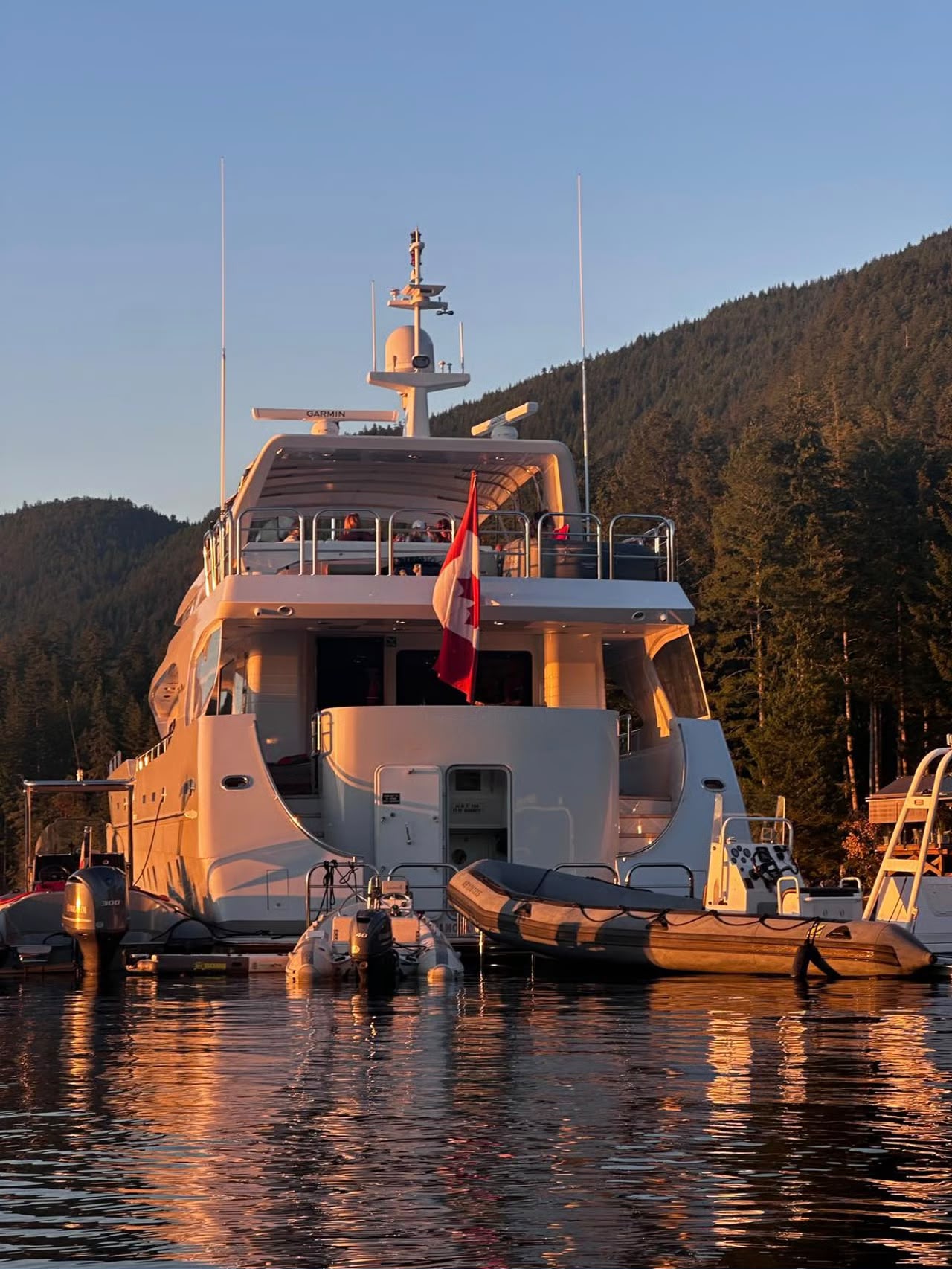 Evelyn Vancouver yacht rental — 100 ft luxury charter photo 8