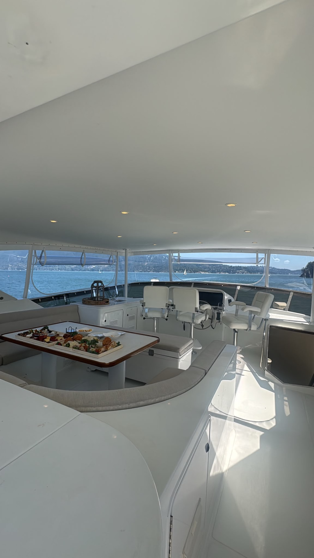 King & Angels Vancouver yacht rental — 90 ft luxury charter photo 7