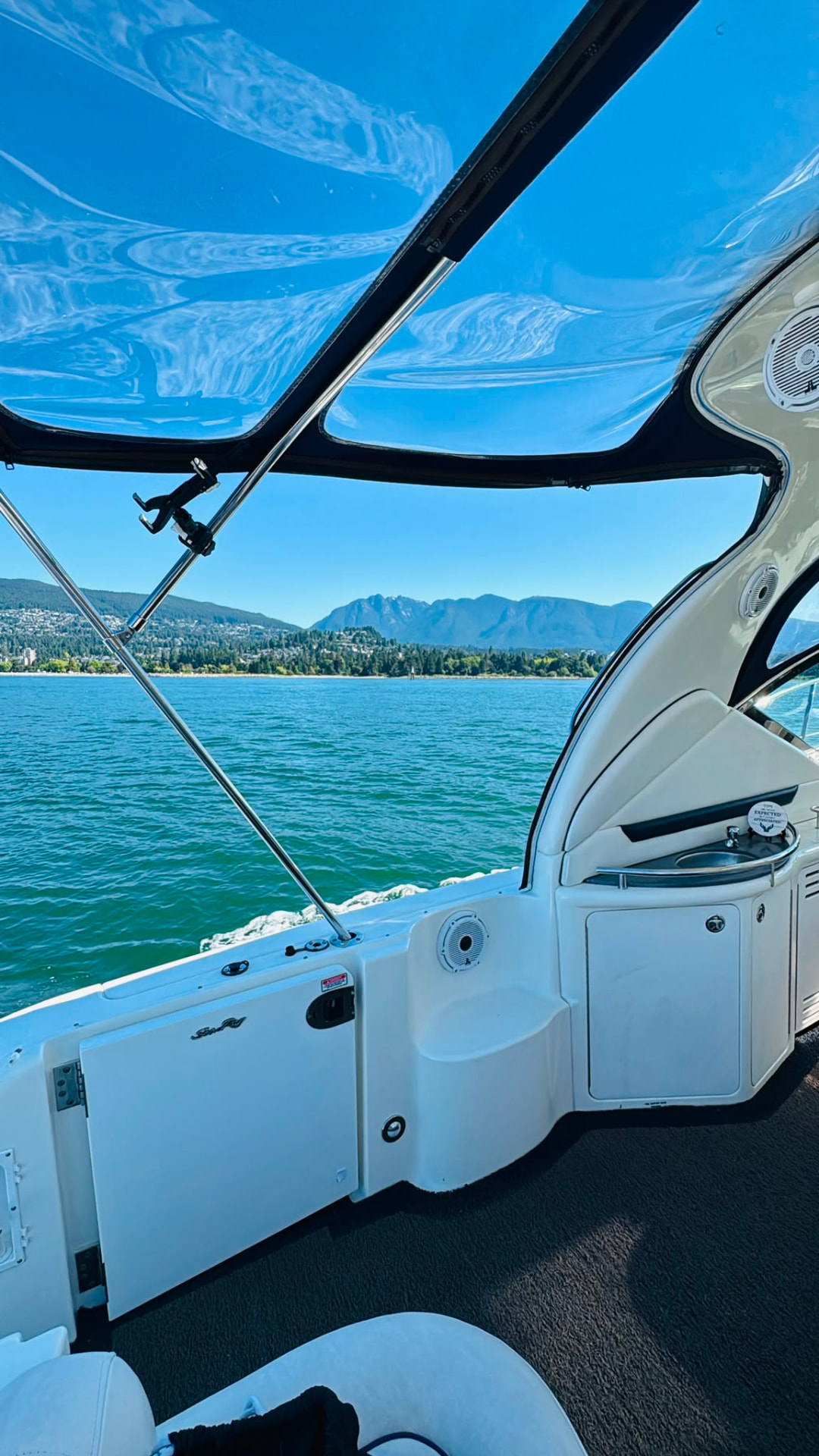 Spade Vancouver yacht rental — 48 ft luxury charter photo 6