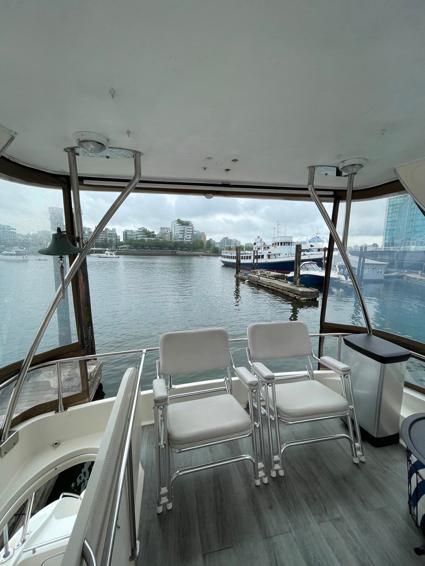 Maxum Vancouver yacht rental — 47 ft luxury charter photo 9
