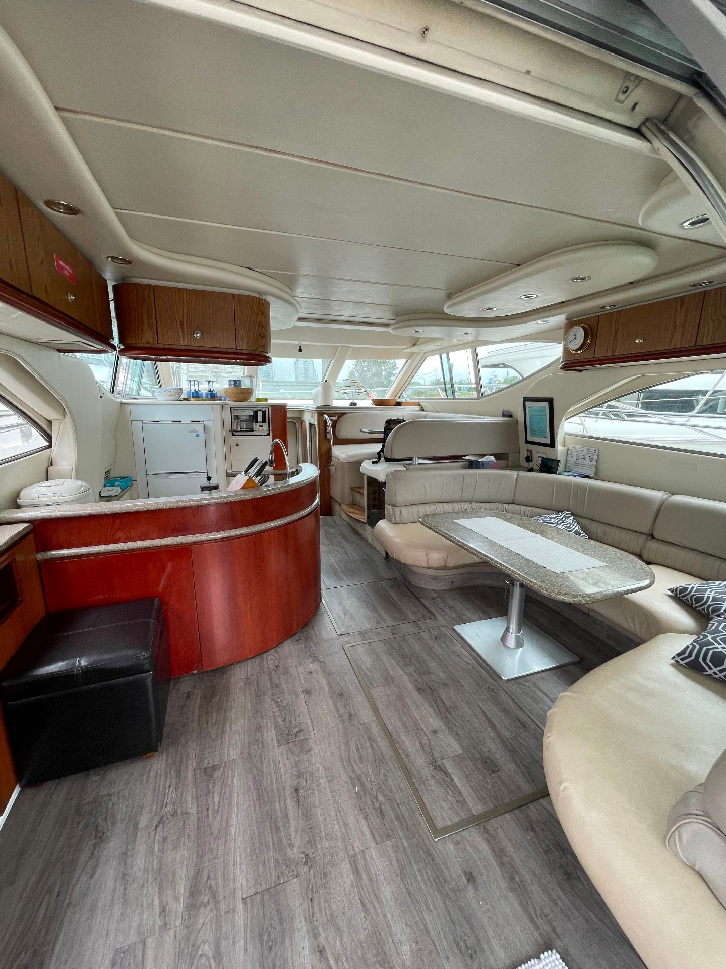 Maxum Vancouver yacht rental — 47 ft luxury charter photo 6