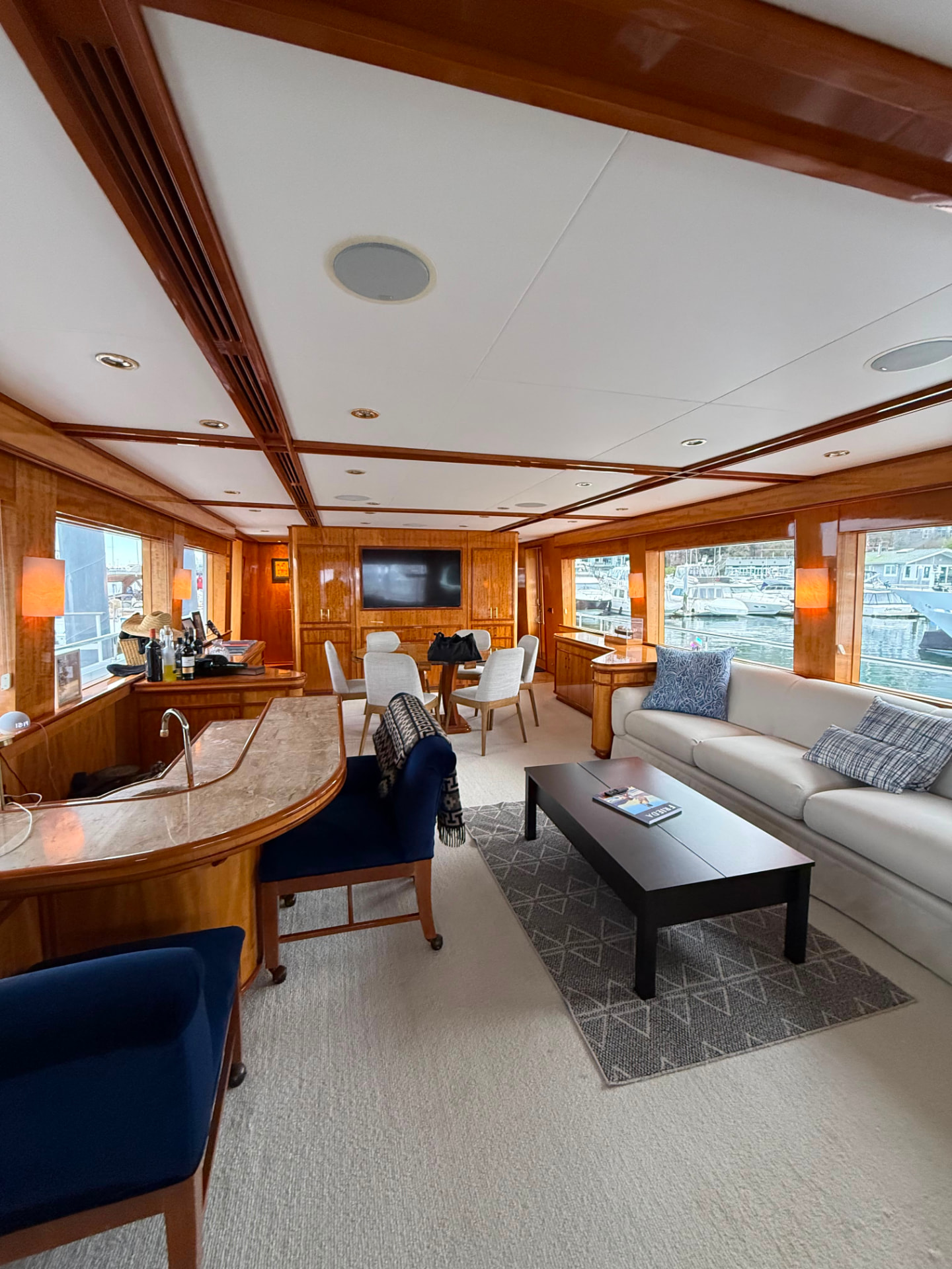 Evelyn Vancouver yacht rental — 100 ft luxury charter photo 4